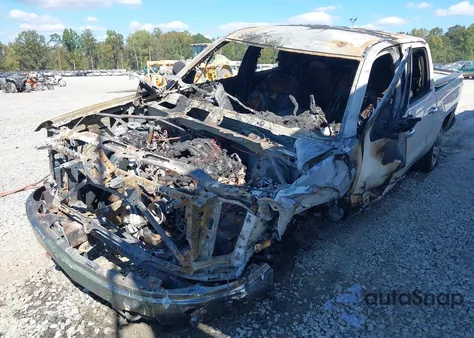 2014 Chevrolet Silverado 1500 1Lz z USA, uszkodzony, nr VIN 3GCUKSEC2EG101148